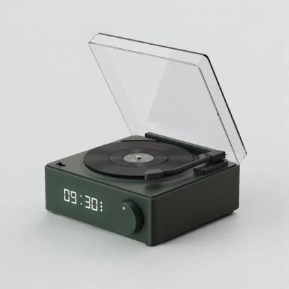 Vintage-inspired Portable Turntable With Modern..