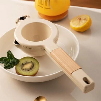 Manual Wooden Handle Citrus Juicer Lemon Squeezer..