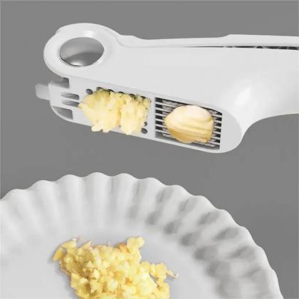 Sturdy Manual Garlic Press Crusher Kitchen Gadget..