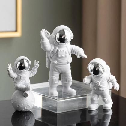 Space-themed Astronaut Figurines With Reflective..