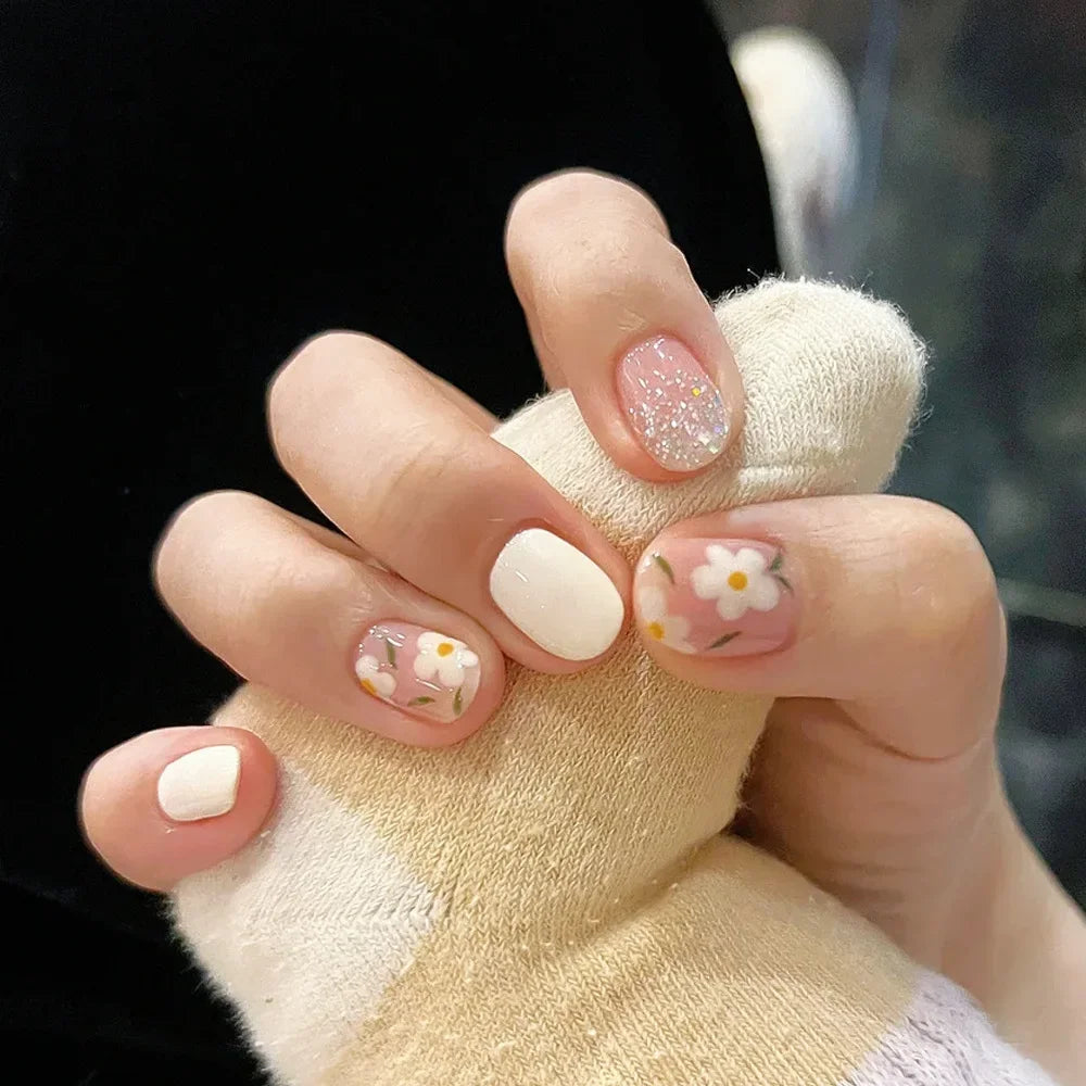 24+ Gorgeous Spring Nail Art Ideas You'll Want to Copy ASAP, image size:1000x1000