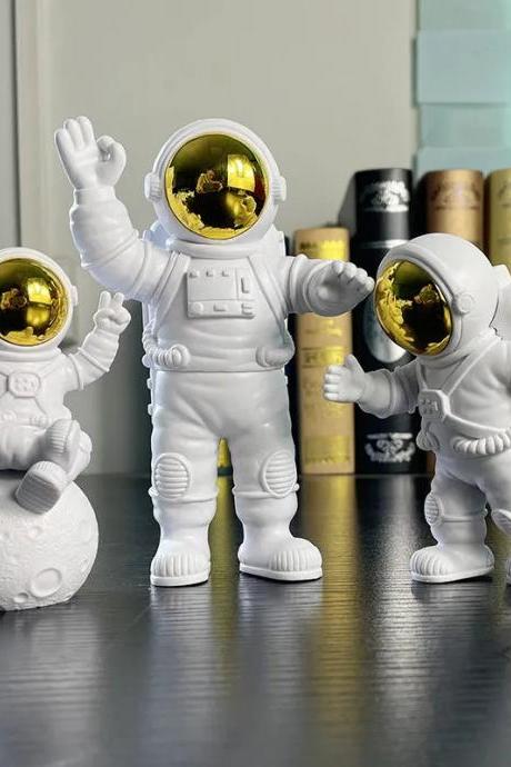 Space-themed Astronaut Figurines With Reflective Helmets Set
