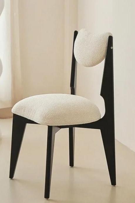 Modern Accent Chair With Black Frame And Cream Cushion