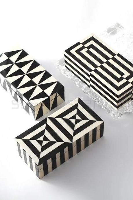 Geometric Black And White Wooden Coaster Set End Grain
