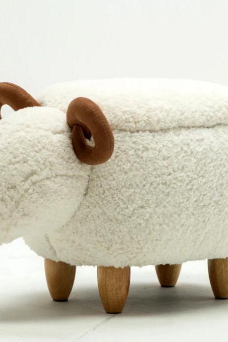 Cozy Sheep-shaped Wooden Legged Faux Fur Ottoman